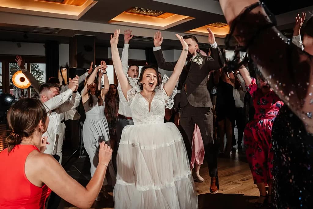 dj-na-wesele-slask-animacje-na-parkiecie Animacje na parkiecie weselnym – DJ na wesele Śląsk