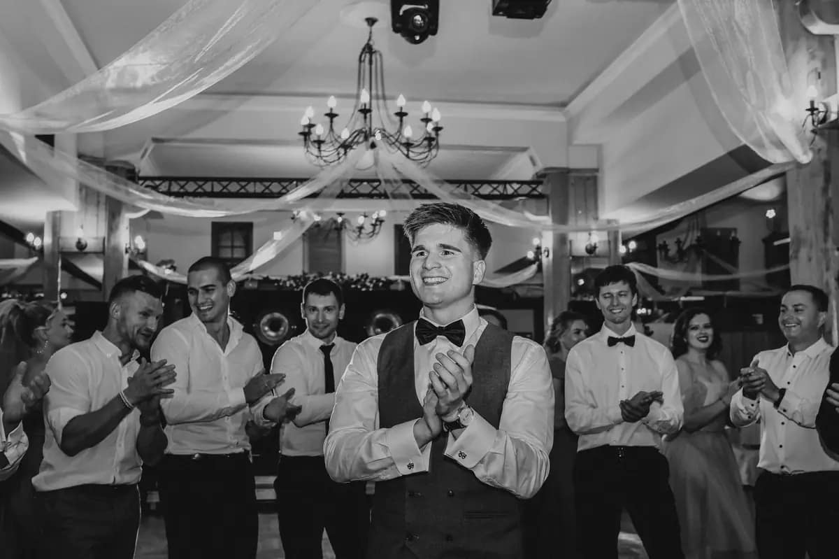 DJ na wesele Katowice - goście w tańcu Marysin Dwór